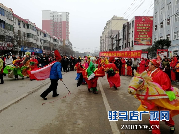 平輿縣舉辦民間藝術(shù)鬧新春活動(dòng)