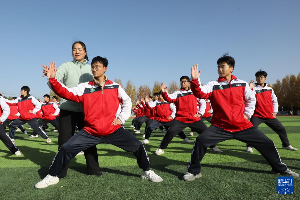 河南溫縣：太極拳“武”動校園