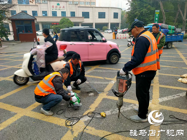 駐馬店經濟開發(fā)區(qū)城市管理局搶抓黃金期修復市政道路