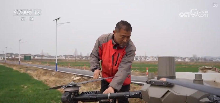 萬象“耕”新助力小農戶“種好地” 全產業(yè)鏈服務一“鍵”直達田間地頭